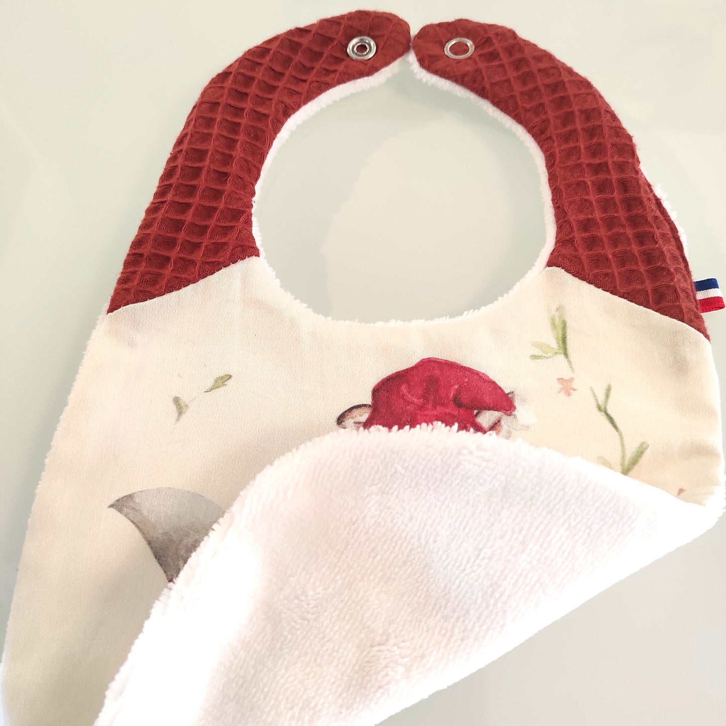 Détail avec l'envers du bavoir- Tissu micro éponge