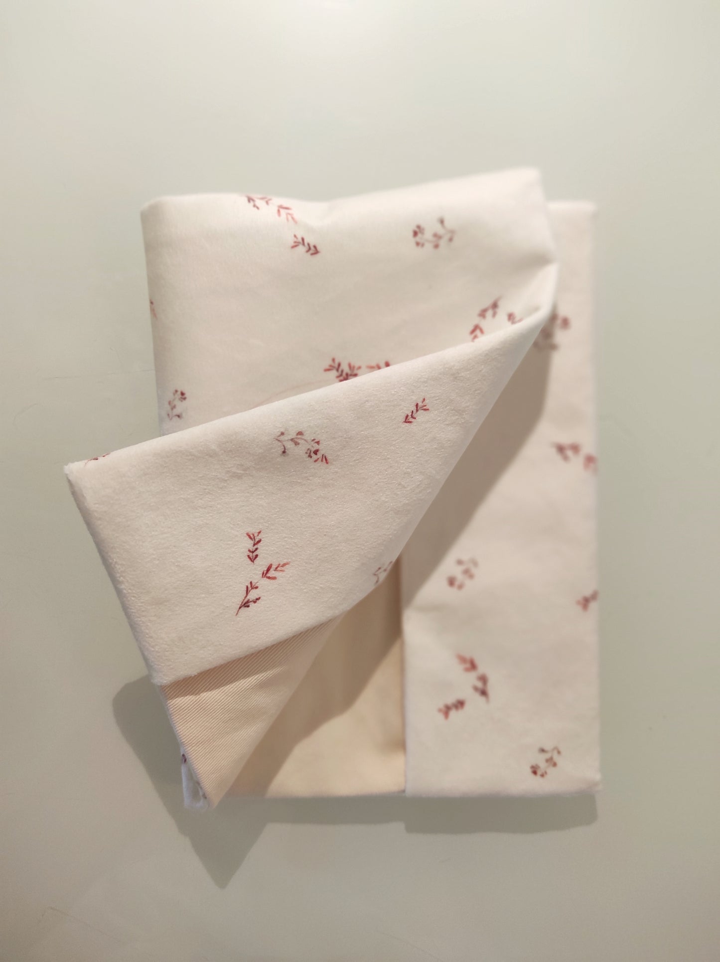 Intérieur protège carnet de santé- motif lapin