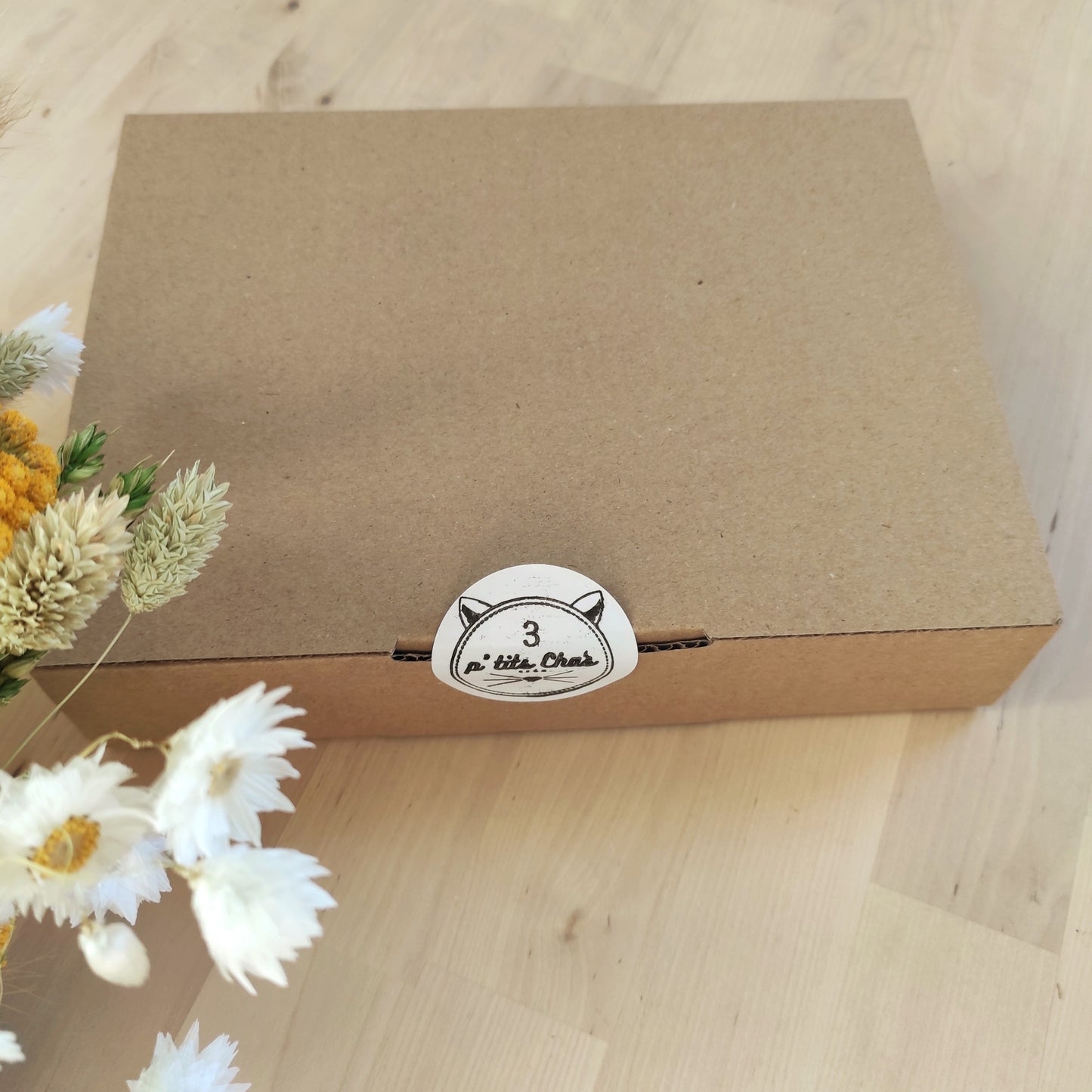 Coffret Naissance Fille avec Col – Cadeau Bébé Personnalisé