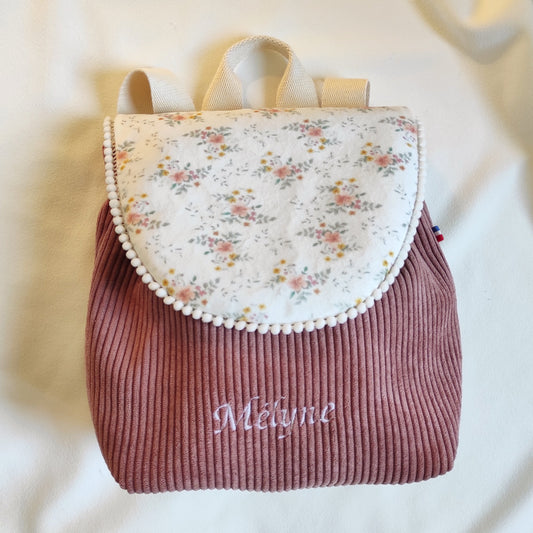 Sac à dos en velours fleuri dessiné par Fanny Agustin, imprimé localement, puis fabriquer à la main. Sac à dos d' autonomie en velours côtelé, fabrication Française.