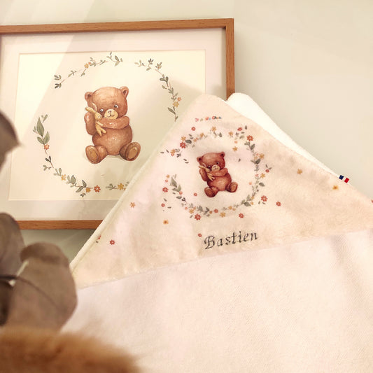 Motif exclusif ourson écru- unique- prénom brodé- micro éponge de bambou