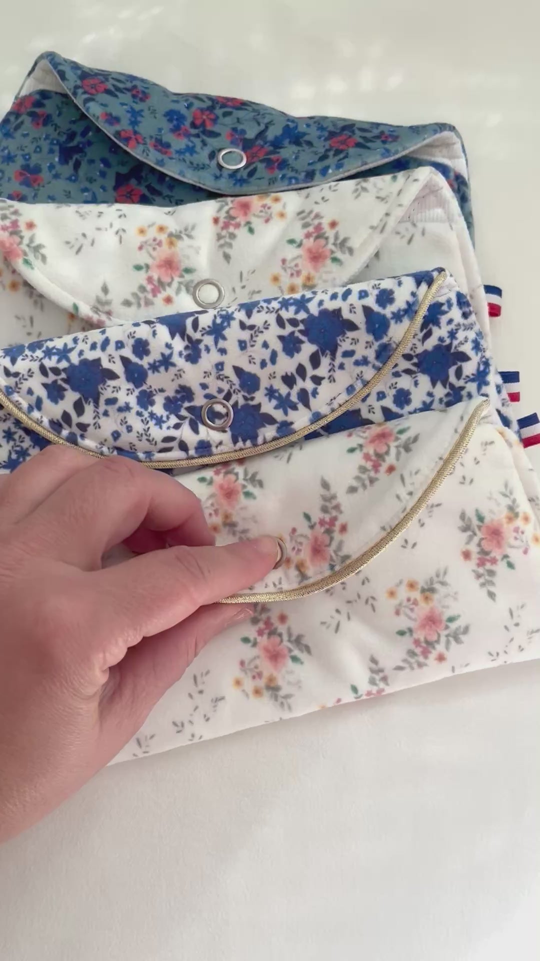 Vidéo des pochettes à lunettes